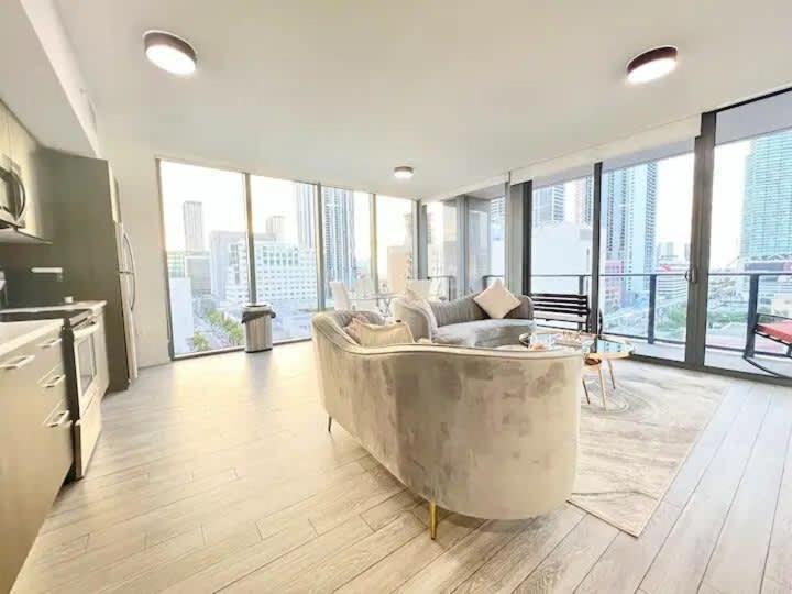 2Br, 2 Baths Lux Downtown Apt Heart Of Austin With Amazing Views, Pool, & Gym المظهر الخارجي الصورة